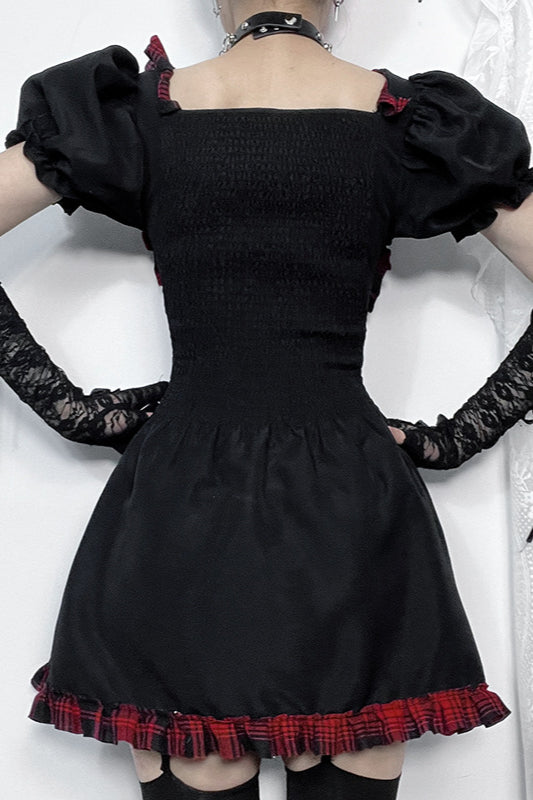 Robe gothique à carreaux foncés