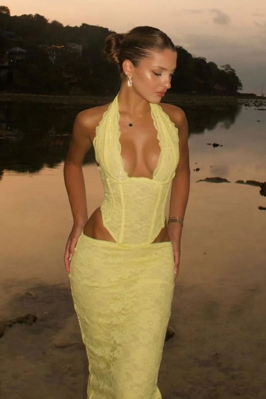 Robe longue sexy fendue à taille creuse et dos nu