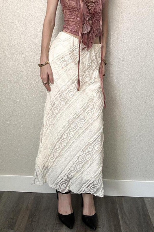 Jupe moulante taille basse en sergé de dentelle