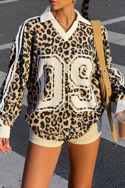 Stylish Leopard Splice Sweatshirt