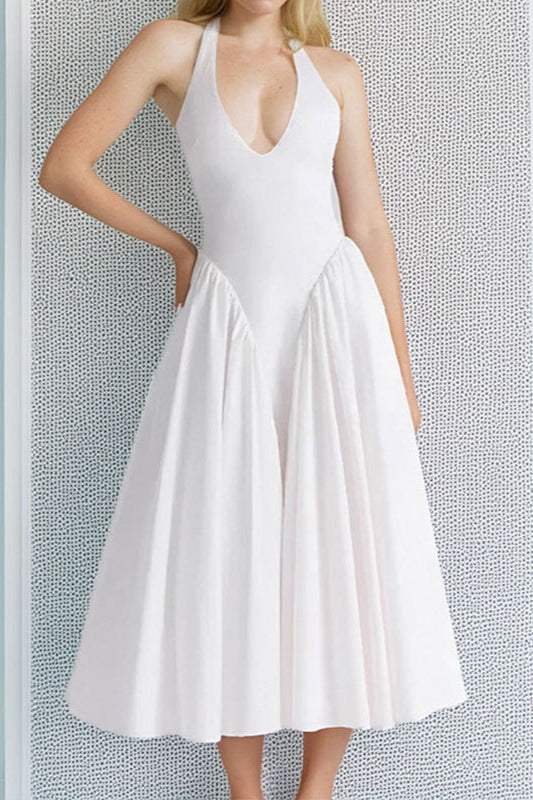 Robe de soirée moulante unie dos nu à licou