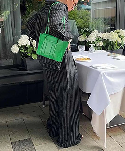 Ensemble de bureau deux pièces avec pantalon droit imprimé noir