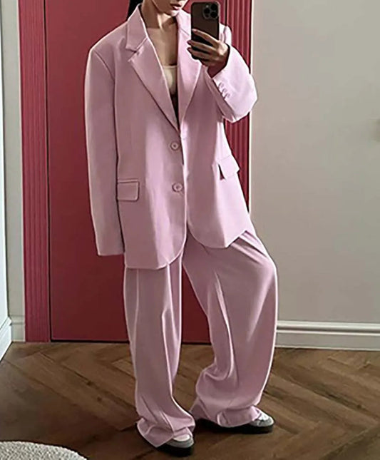 Ensemble deux pièces de bureau avec blazer et pantalon droit à poches roses