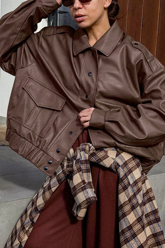 Veste en cuir surdimensionnée à manches longues