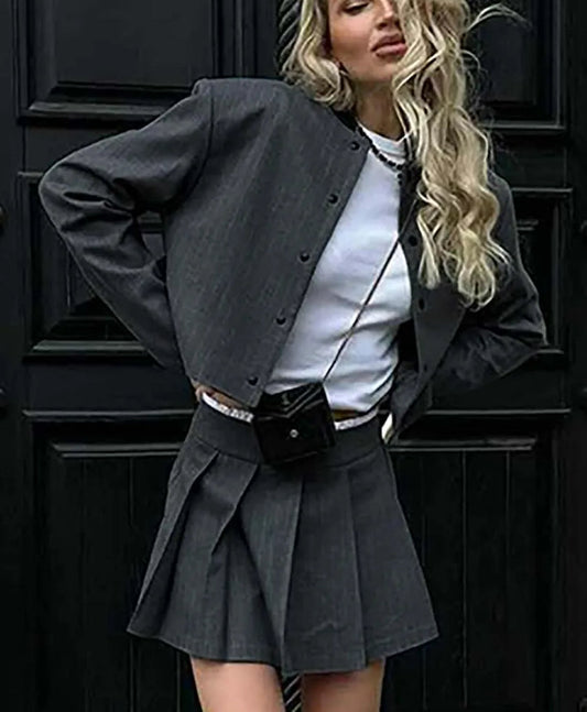 Ensemble deux pièces de bureau mini plissé à col rond et imprimé gris