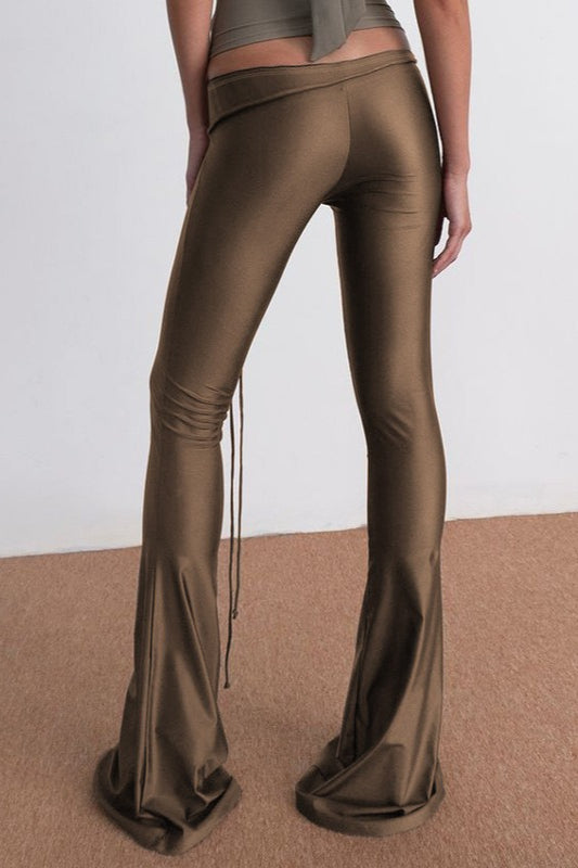 Pantalon évasé slim taille haute