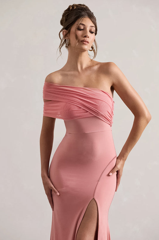 Robe de soirée moulante fendue à épaules dénudées et empiècement en maille