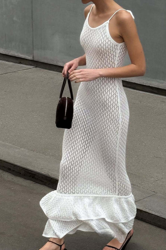 Robe longue dos nu à volants et col en V