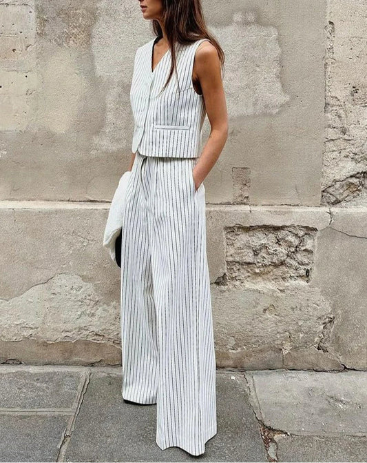 Ensemble deux pièces de bureau ample avec pantalon large à rayures