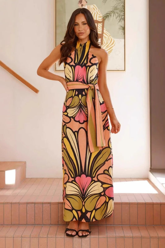Robe longue à imprimé floral et ceinture à la taille
