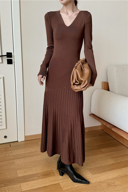 Vintage Knit Fitted Mermaid Hem Maxi Dress