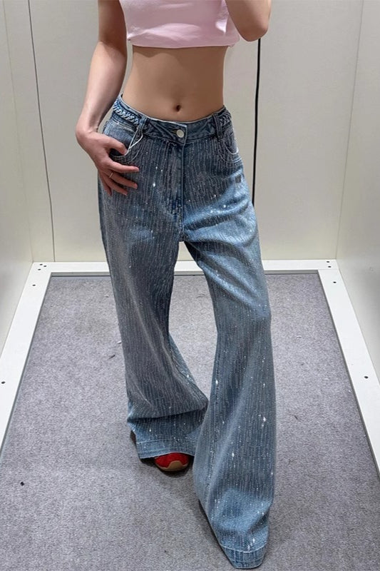 Jean en denim orné de strass