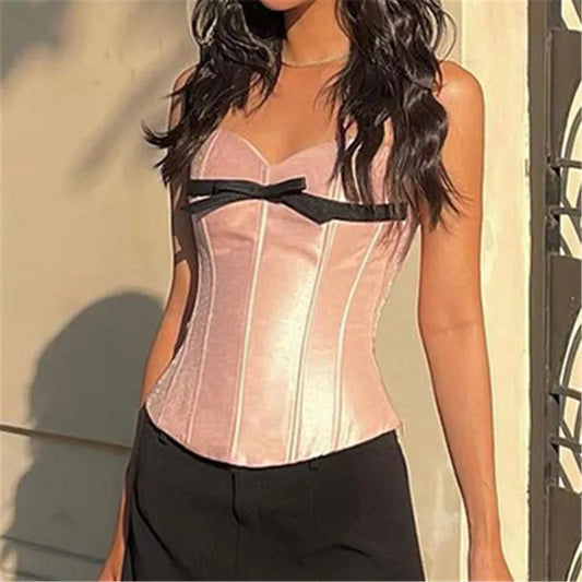 Haut court fourreau à nœud rose