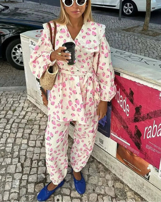Ensemble deux pièces de bureau avec pantalon Peter Pan rose à imprimé cheville