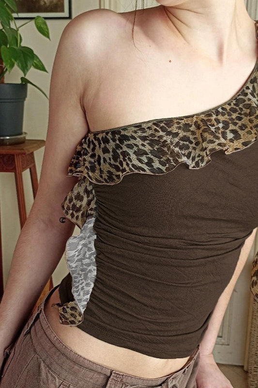 Haut court léopard à bretelles contrastées