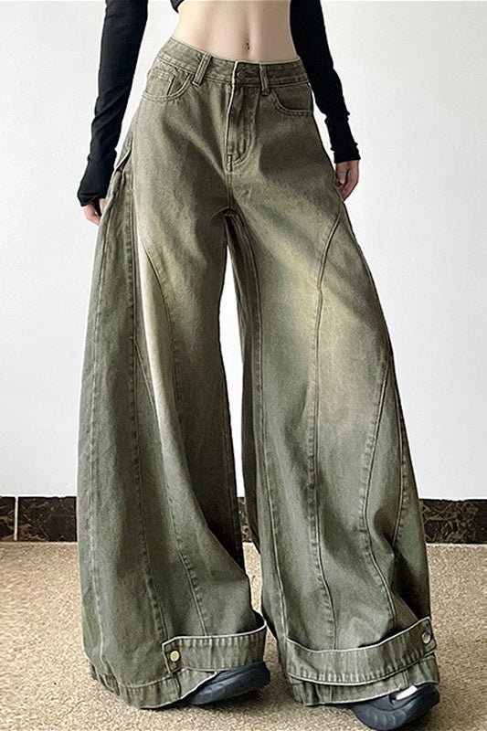 Jean en denim à pattes d'éléphant vieilli