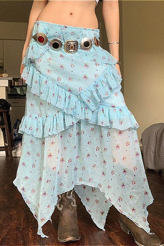 Jupe asymétrique taille basse en maille florale