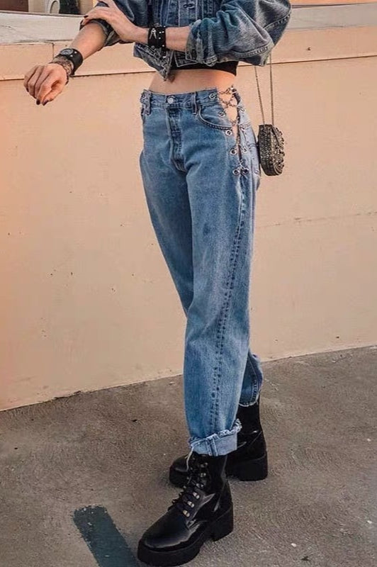 Jean droit taille haute coupe slim