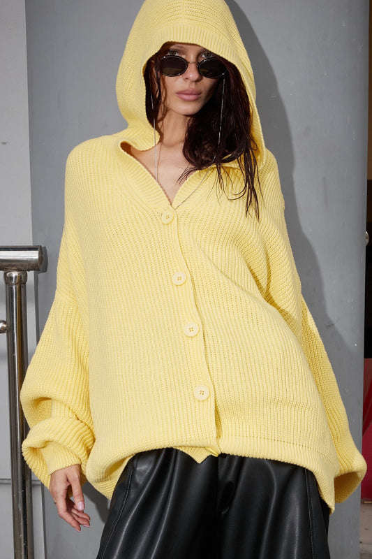 Sweat à capuche boutonné de couleur unie