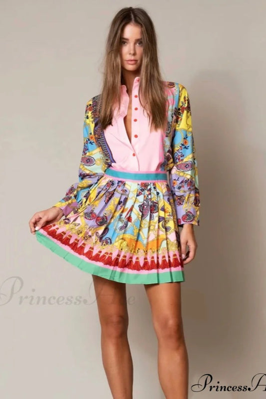 Ensemble chemisier à imprimé floral et jupe plissée