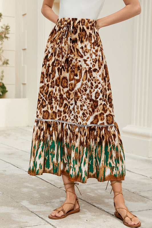 Jupe longue à volants et fleurs style bohème