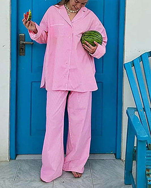 Ensemble deux pièces de bureau avec pantalon droit et poches à imprimé rose