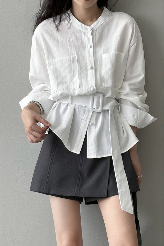 Chemisier vintage à manches longues et ceinture cintrée à la taille