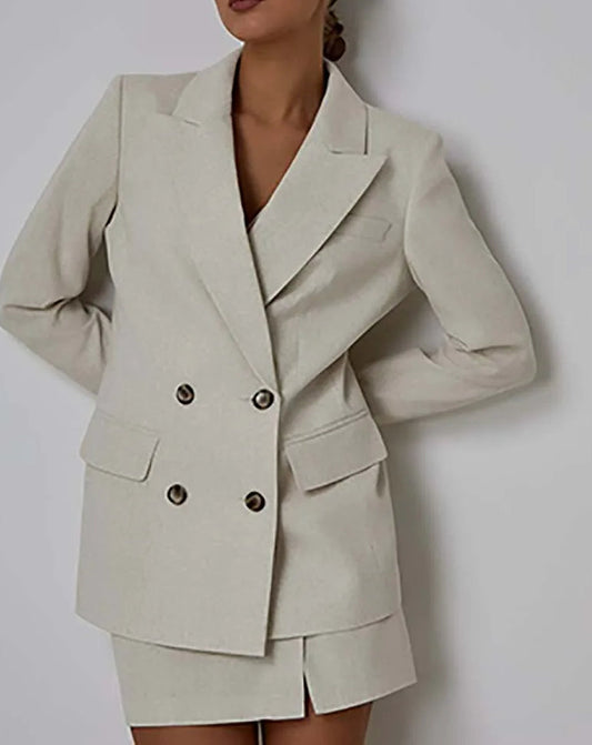 Ensemble deux pièces de bureau avec mini-jupe croisée abricot