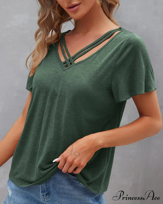 T-Shirt In Solid Cut Out Color T-Shirts