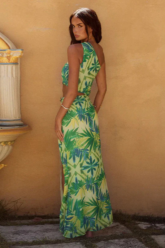 Robe longue moulante à épaules asymétriques