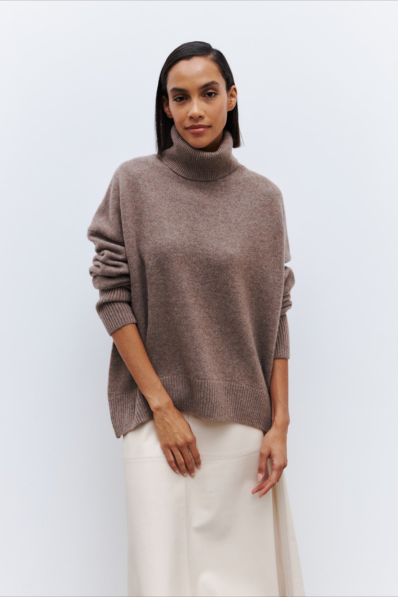 Anti Pilling Loose Turtleneck Sweater Brown / S