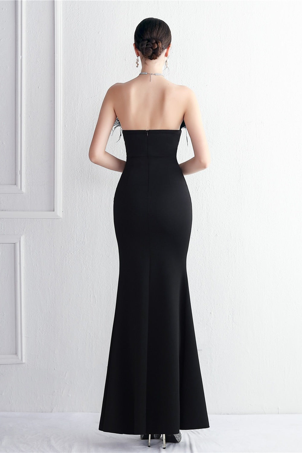 Elegant Feather Trim Strapless Formal Dress