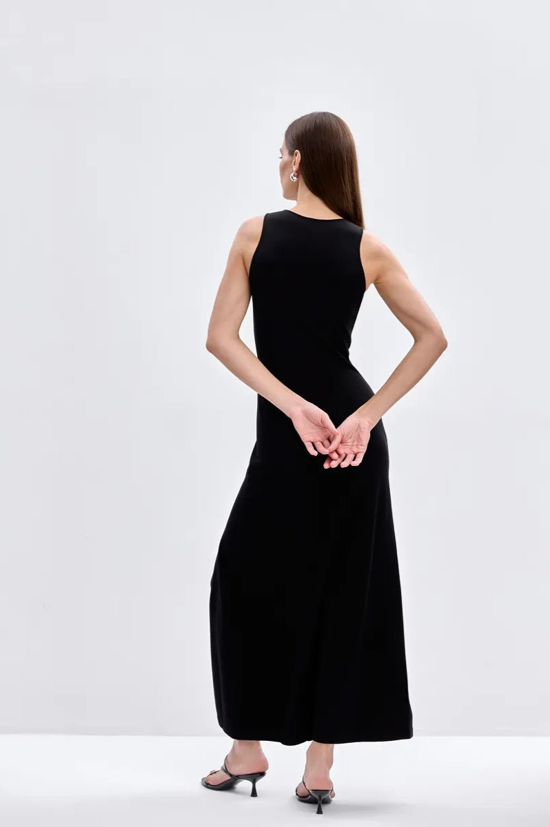 Elegant Knit Sleeveless Sweater Dress