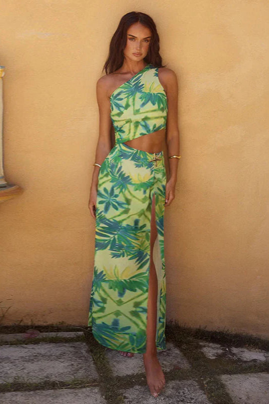 Robe longue moulante à épaules asymétriques