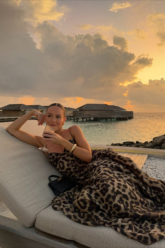 Robe longue sexy à bretelles spaghetti léopard