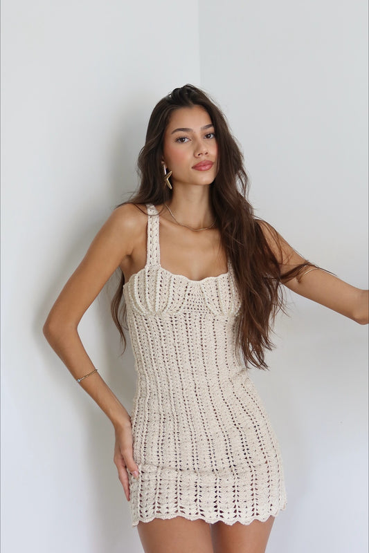 Robe camisole bohème en tricot ajouré