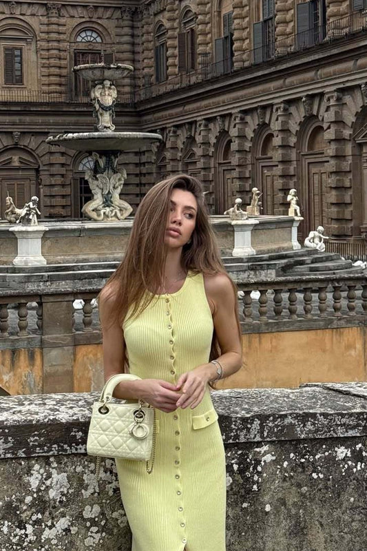 Robe longue en tricot boutonnée coupe ajustée