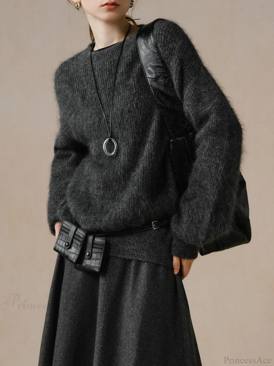 55.8% Alpaca Wool Round Neck Sweater Dark Grey / XS