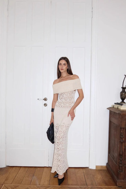 Robe moulante bohème en tricot à taille cintrée et épaules dénudées