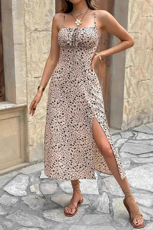 Robe longue à bretelles spaghetti et imprimé floral