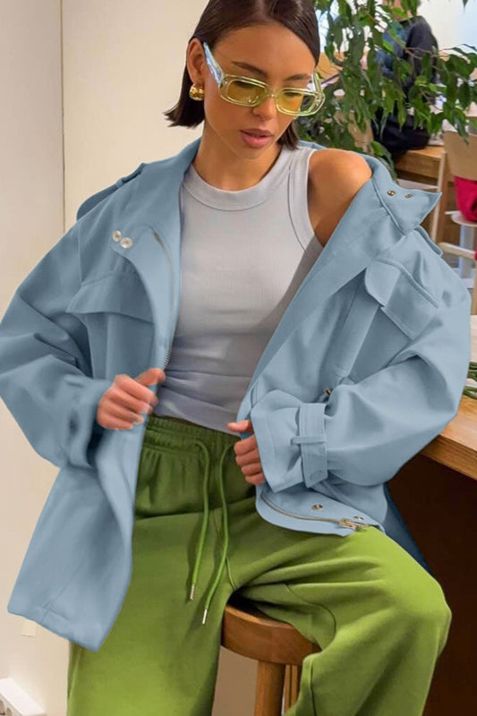 Veste en coton à col haut et taille cintrée