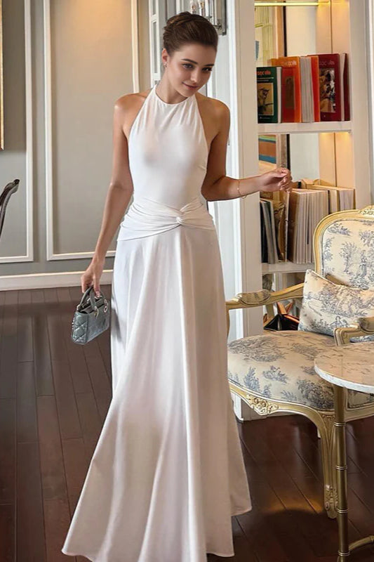 Robe longue froncée dos nu à col licou unie