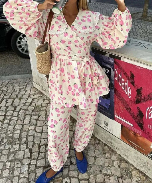 Ensemble deux pièces de bureau avec pantalon Peter Pan rose à imprimé cheville