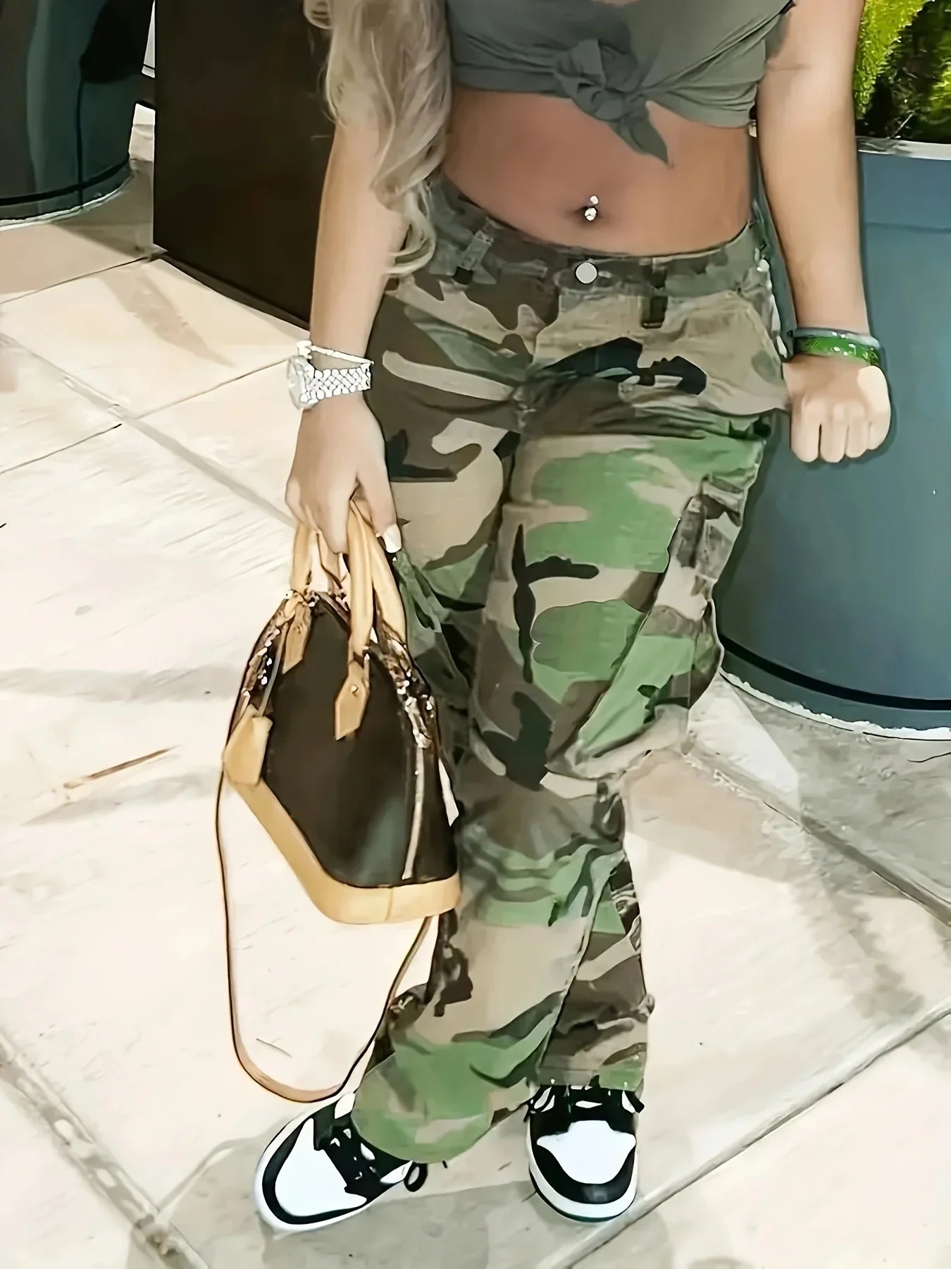 Camo Print Side Flap Pocket Cargo Loose Fit Stretchy Y2K Kpop Denim Women’s & Clothing Jean