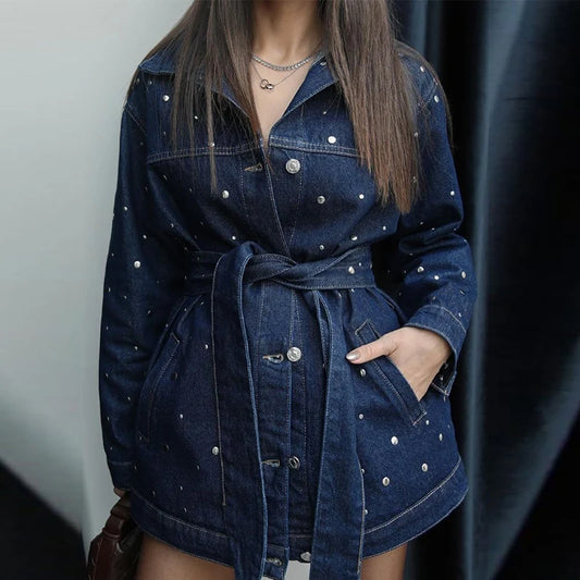 Ensemble deux pièces pour le bureau, veste en jean, pantalon ceinturé