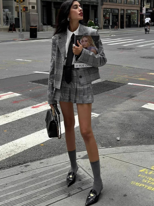 Ensemble de bureau deux pièces à carreaux rétro et revers plissés