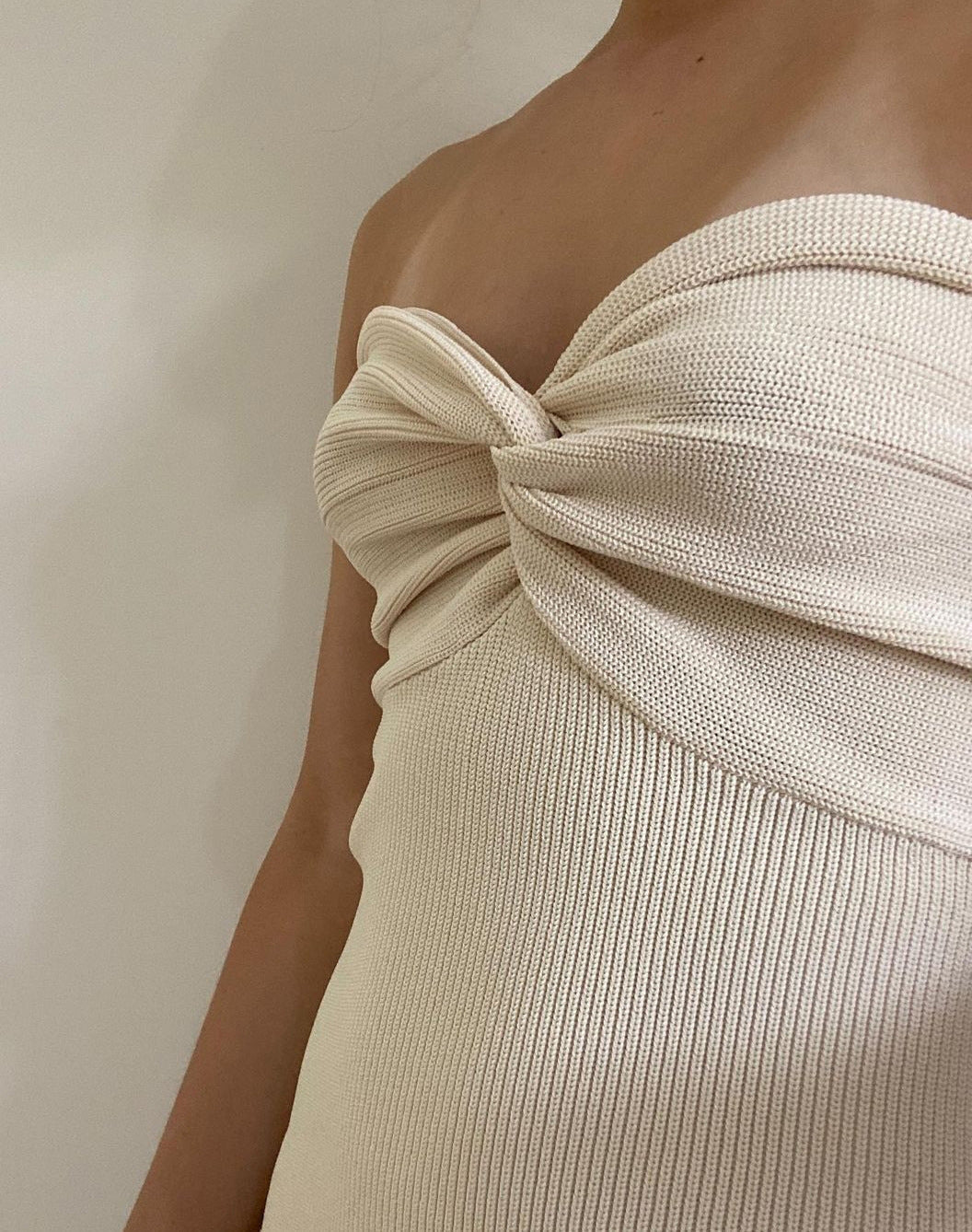 Knit Twisted Stylish Tube Midi Dress Dresses