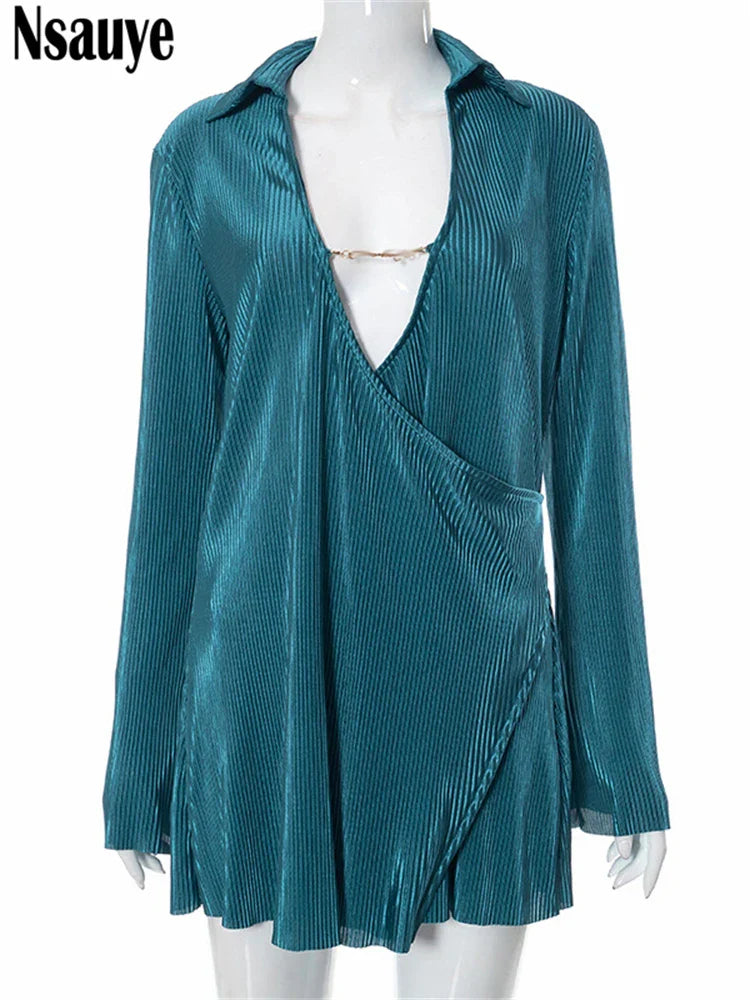 Cut Out Elegant Loose Pleated Mini Dress