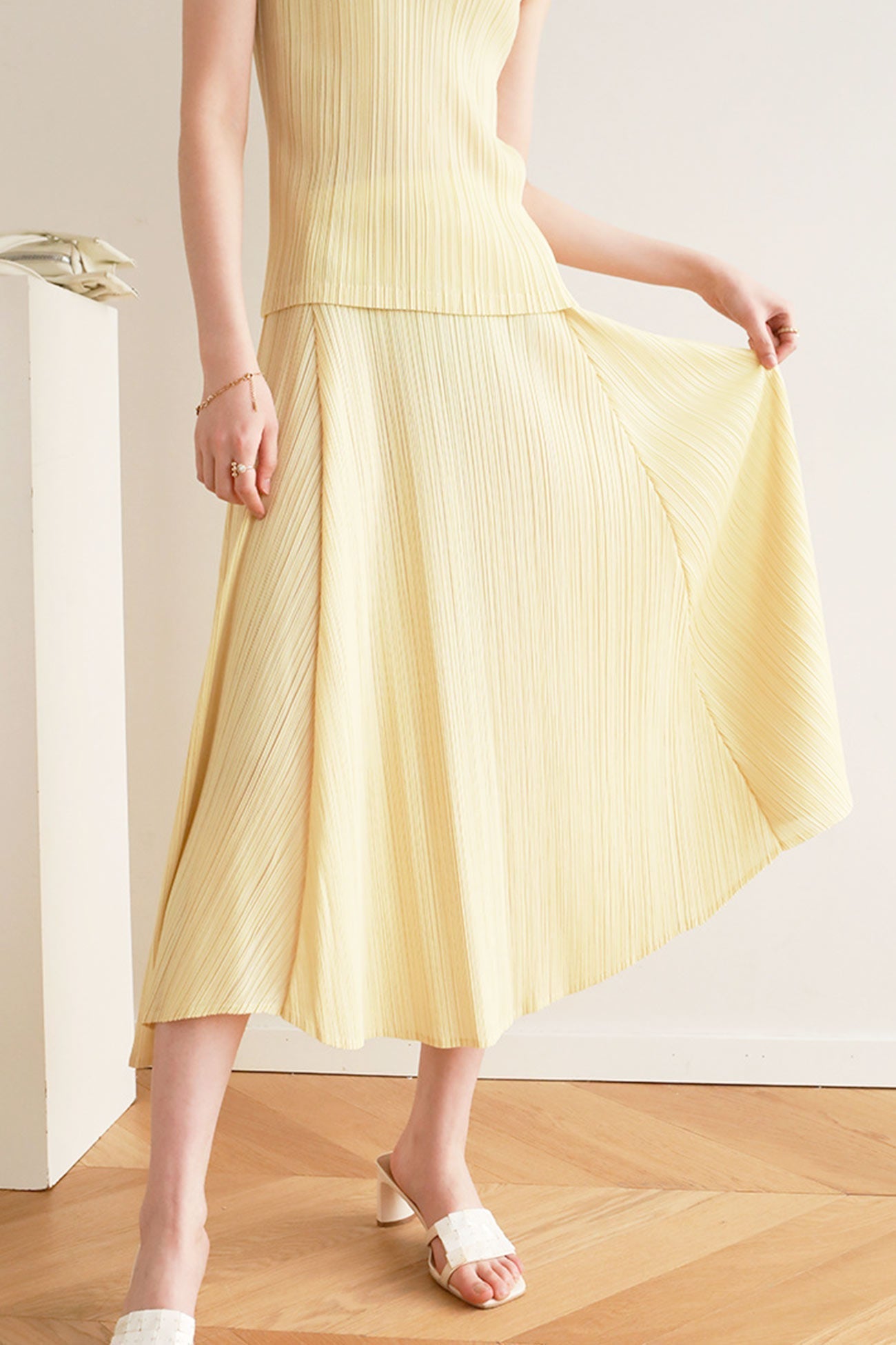 Pleated High Waist Skirt - Solid Color Midi Dresses