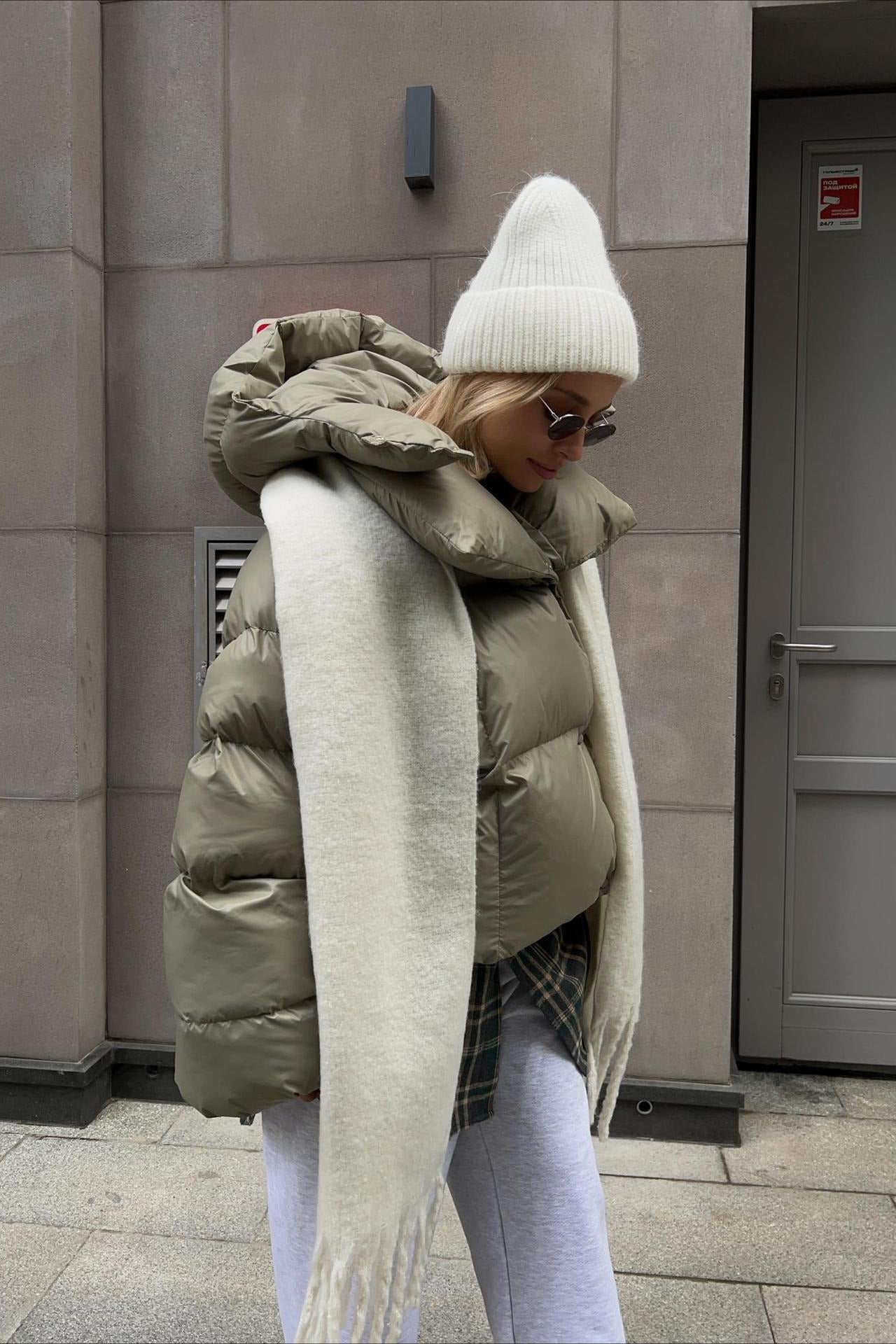 Short Hooded Puffer Jacket